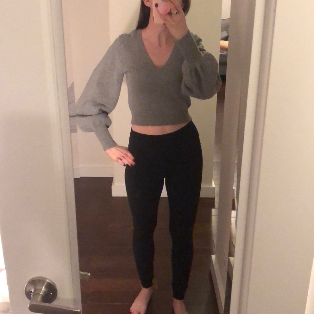 BCBGMaxAzria Crop Top gray v neck sweater - new